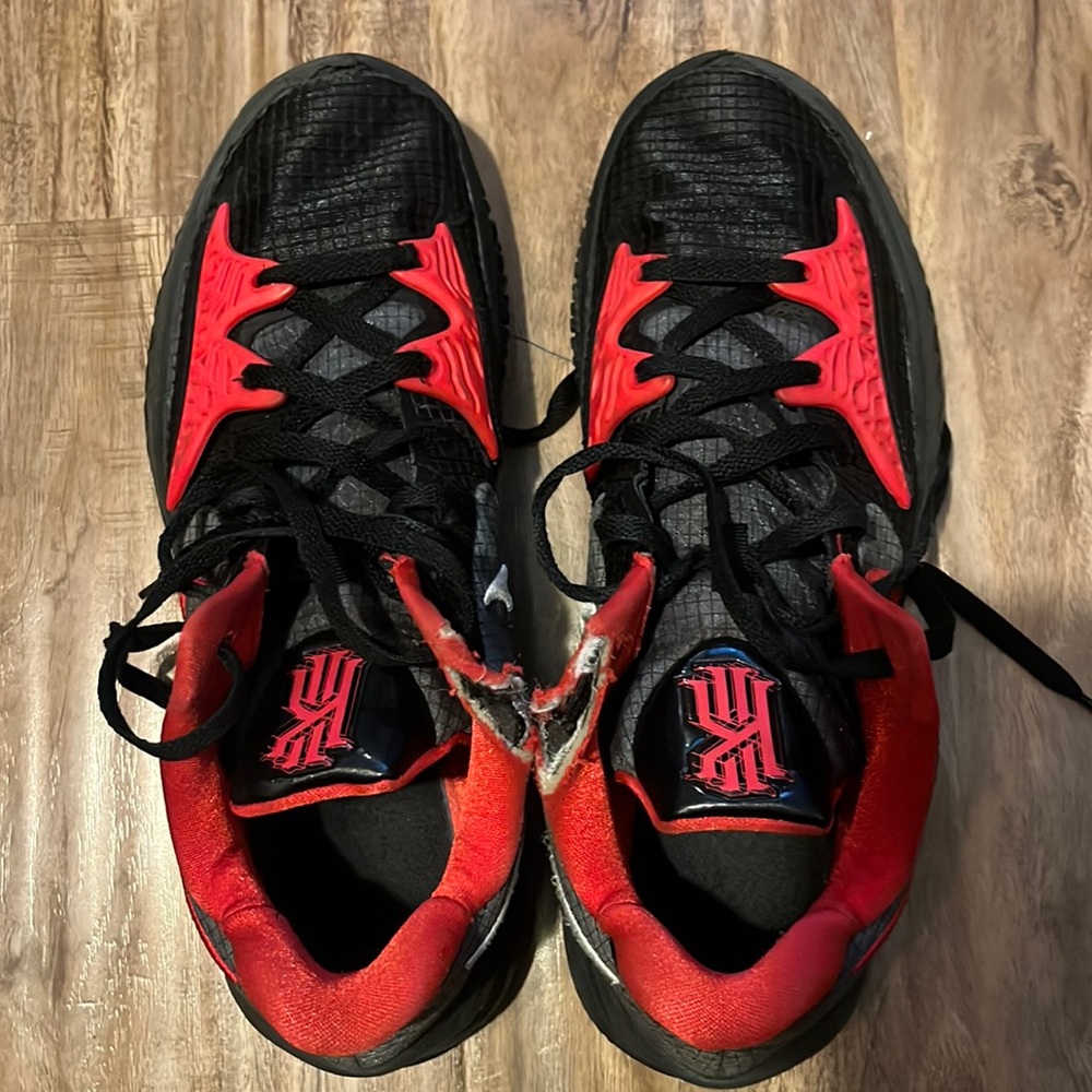 Kyrie Low 4 Bred